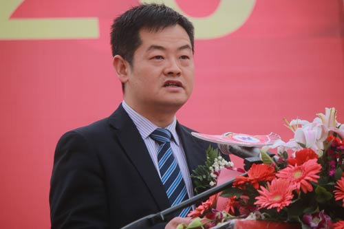成都萬通汽修學校校長李迎春致辭
