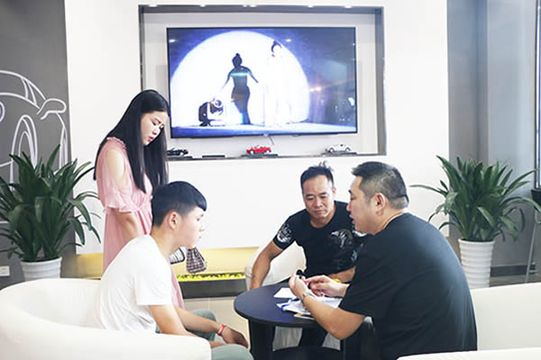 做他自己喜歡的事情