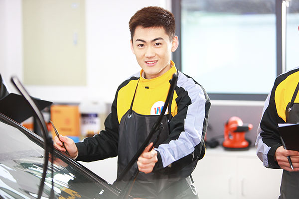 學專業汽車美容技術選四川萬通