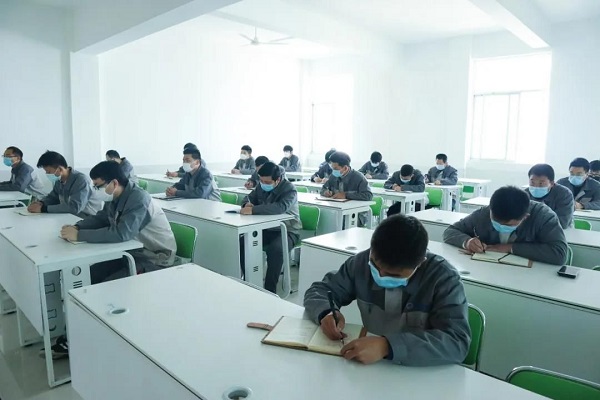 理論課程比拼